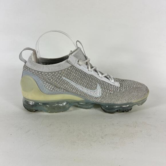Nike Air VaporMax 2021 FK Women's 9 Gray Low Running Athletic Shoes DC4112-100 - Picture 3 of 10